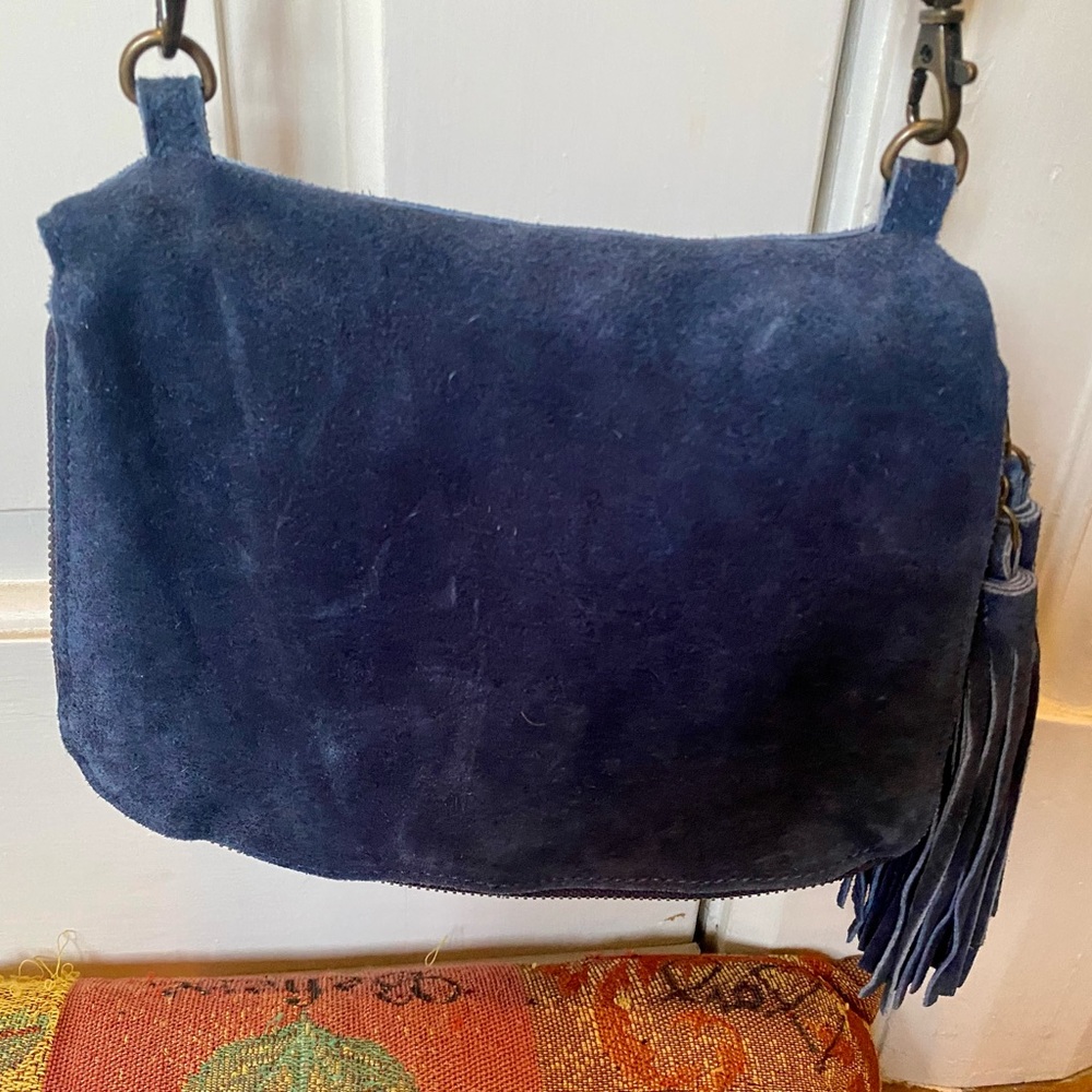Lisa Leonard Suede Crossbody - Picture 2 of 4